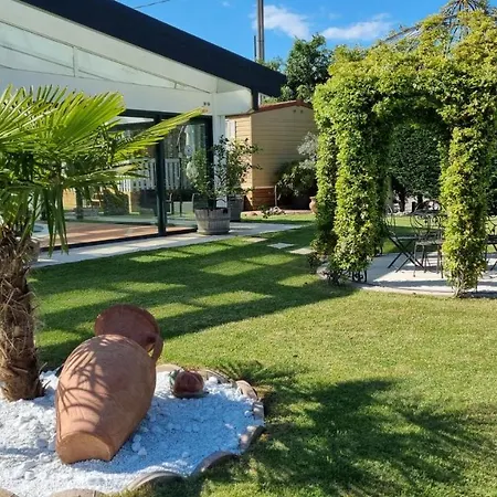 Mobile Fontana Oasis 카스텔누보델가다
