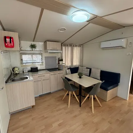 Mobile Fontana Oasis 카스텔누보델가다