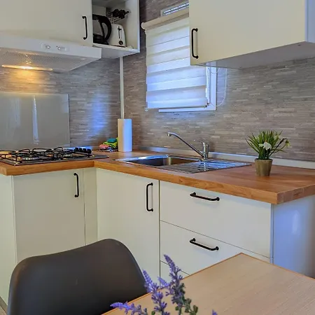 Mobile Fontana Oasis 카스텔누보델가다